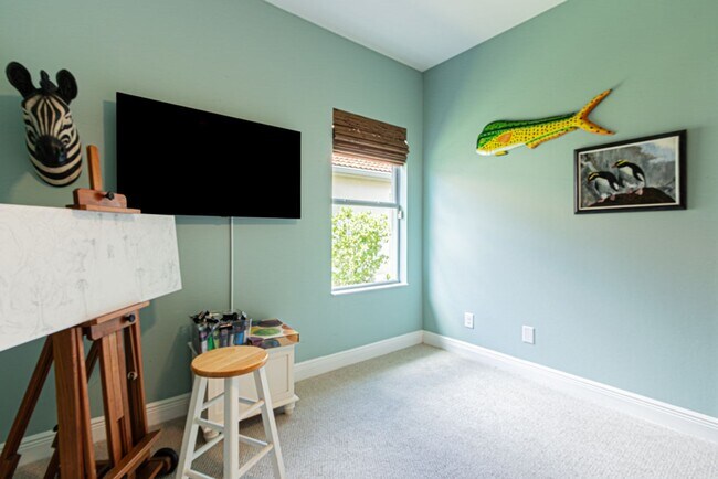 Building Photo - Seasonal or Annual Luxury Home With Pool i...