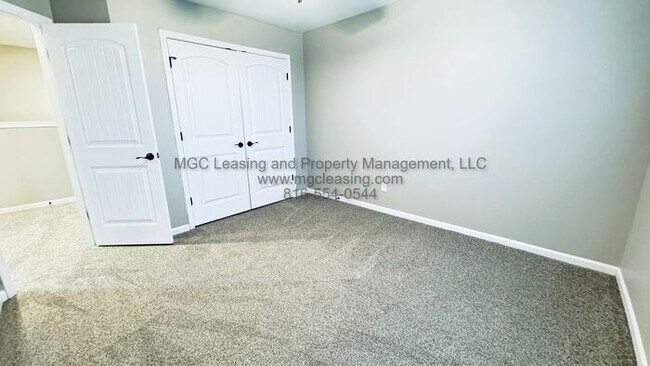 Building Photo - Special Offer at Baltimore Townhomes - One Month Free Rent!