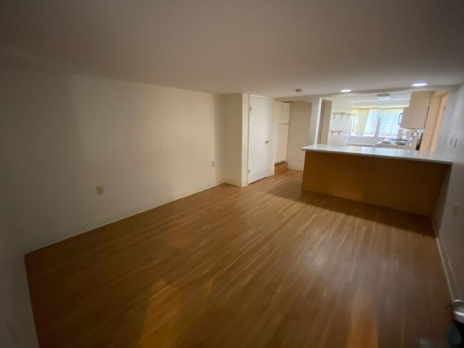 Building Photo - 3715 Sierra Dr