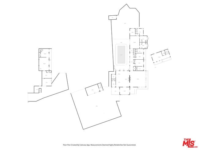 Building Photo - 9669 Oak Pass Rd