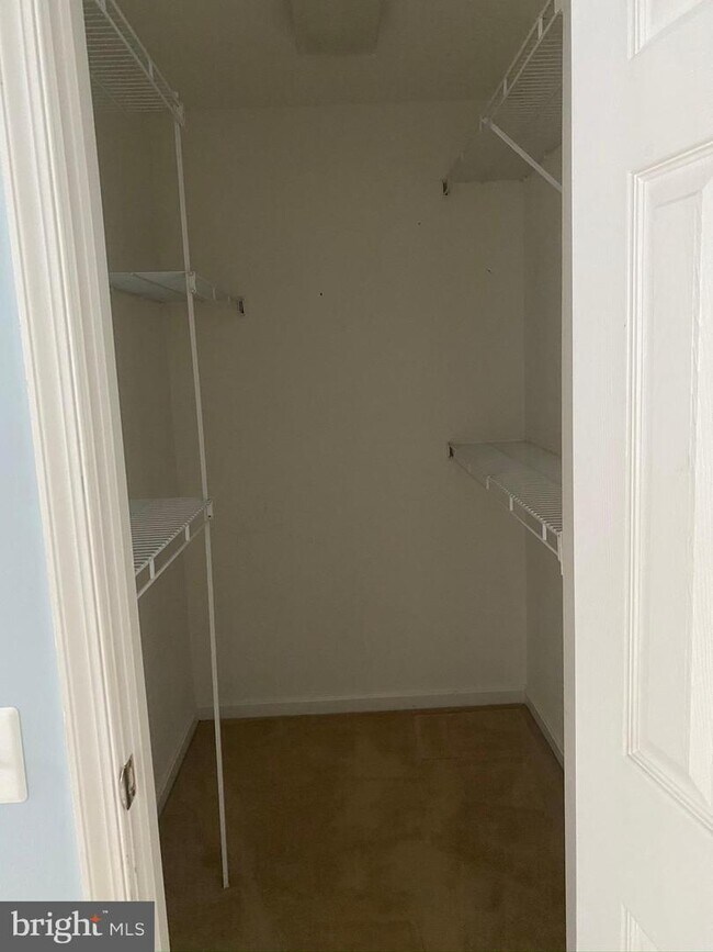 Building Photo - 46860 Clarion Terrace