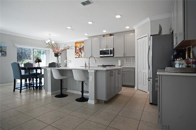 Building Photo - 1171 Oak Bluff Dr