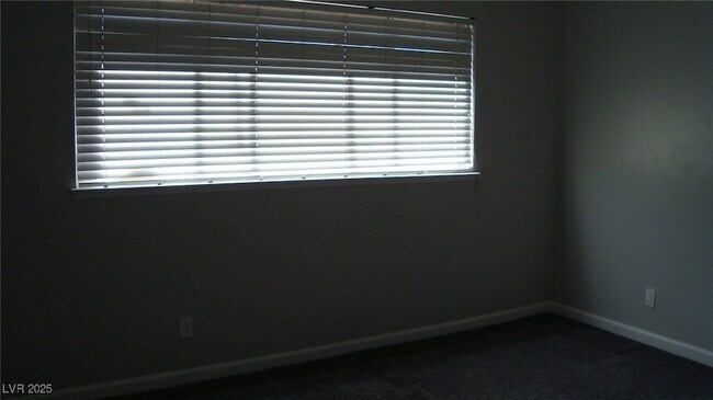 Building Photo - 5712 Stacey Ave