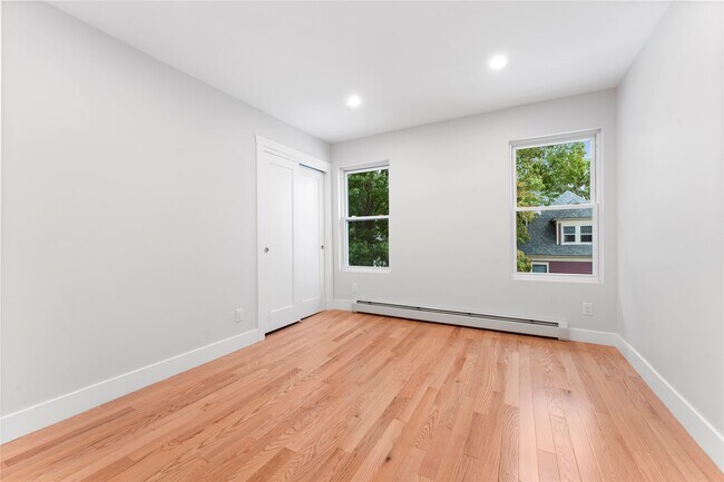 Building Photo - 46 North St