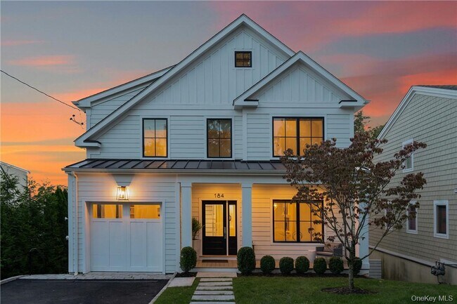 Building Photo - 184 Soundview Ave