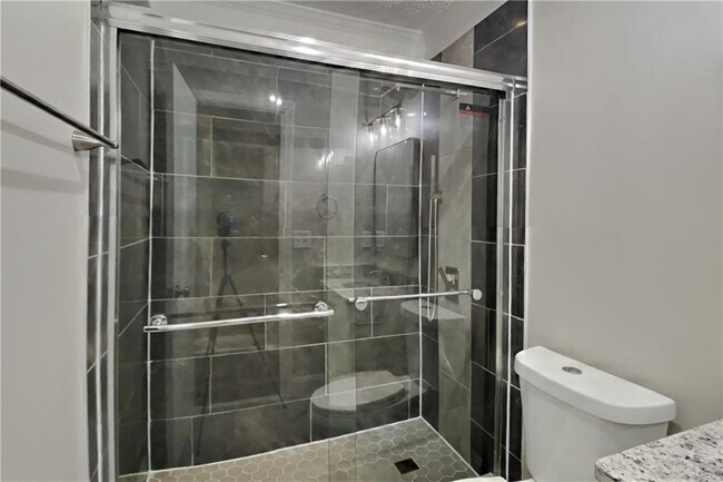 Building Photo - 702 Talemwood Ct SW