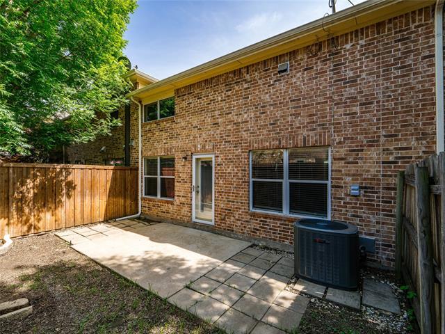 Building Photo - 10116 Wake Bridge Dr