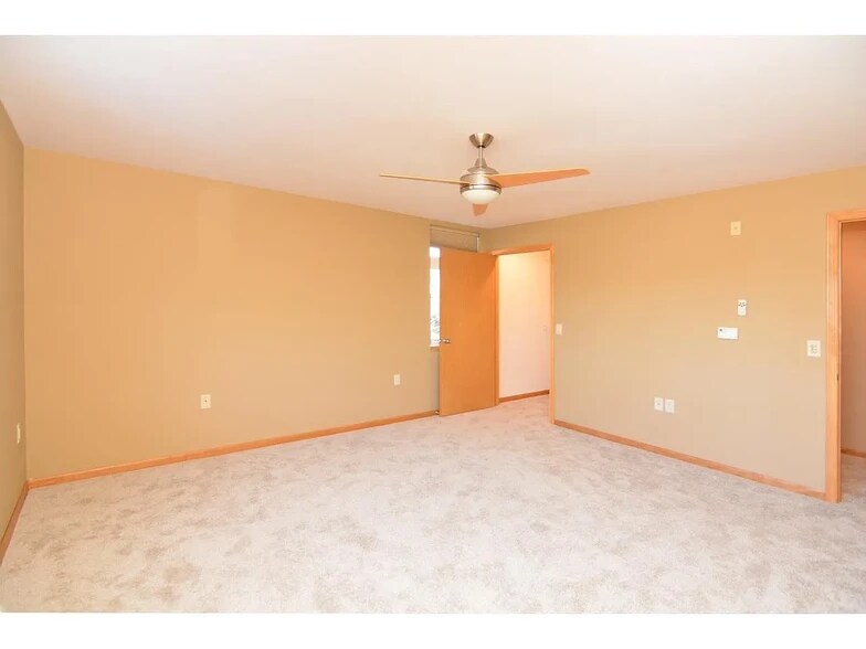 Building Photo - 8206 Starr Grass Dr