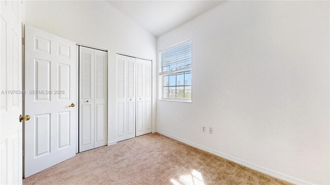 Building Photo - 765 SW 148th Ave