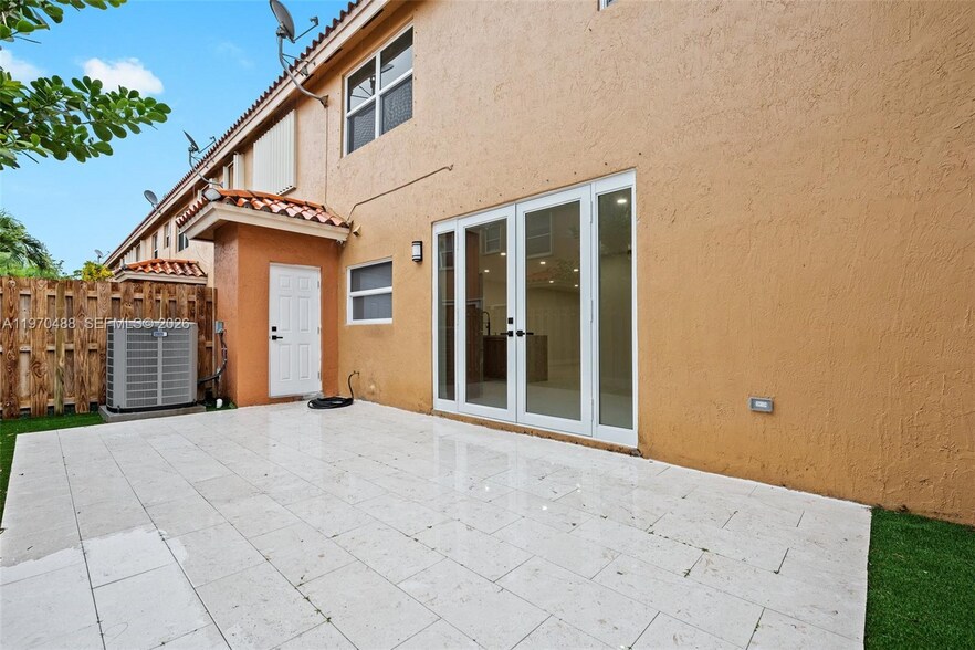 Building Photo - 8511 NW 141st Ter