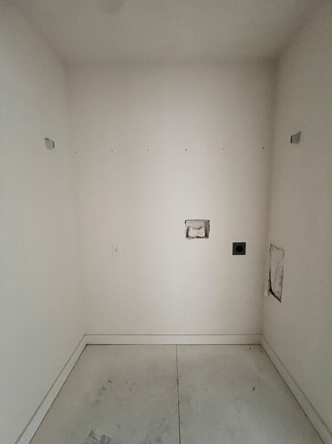 Building Photo - NEW CONSTRUCTION!