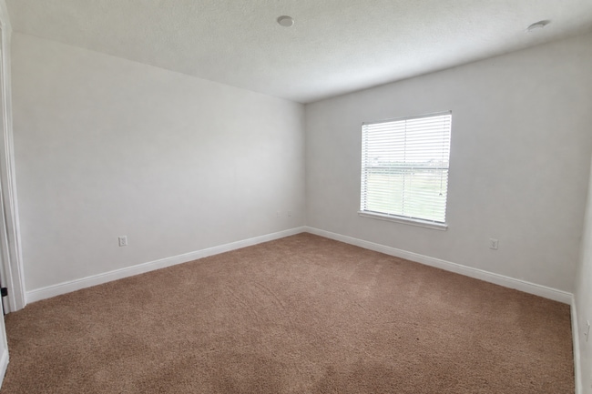 Building Photo - 202 Brooke's Pl