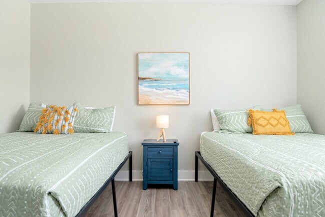 Building Photo - 943 Gulf Shores Dr