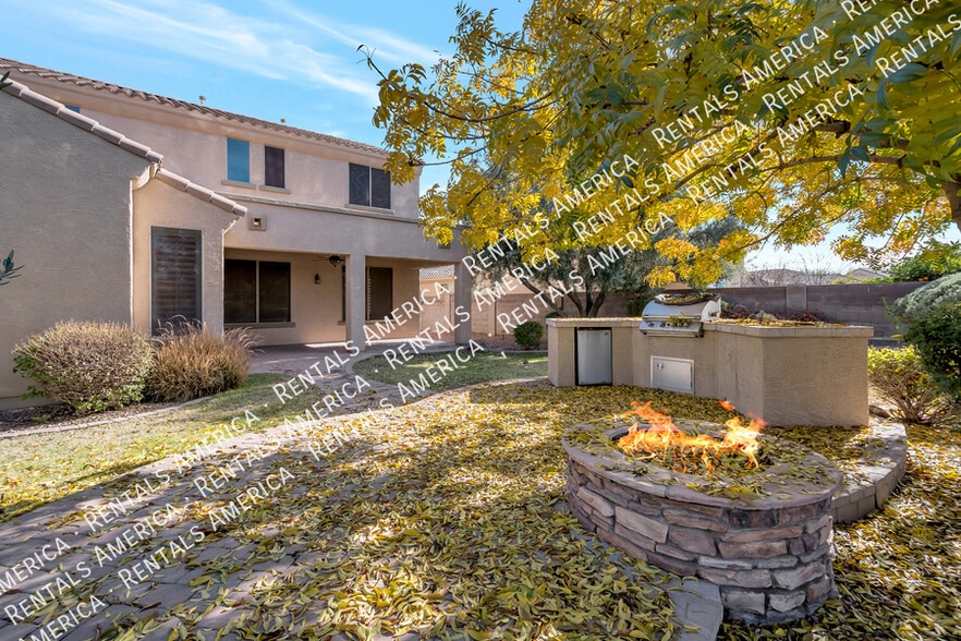 Building Photo - 3746 S Star Canyon Dr