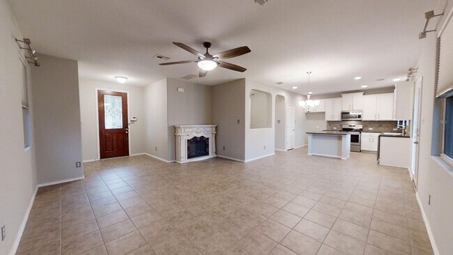 Building Photo - 2915 Thunder Gulch