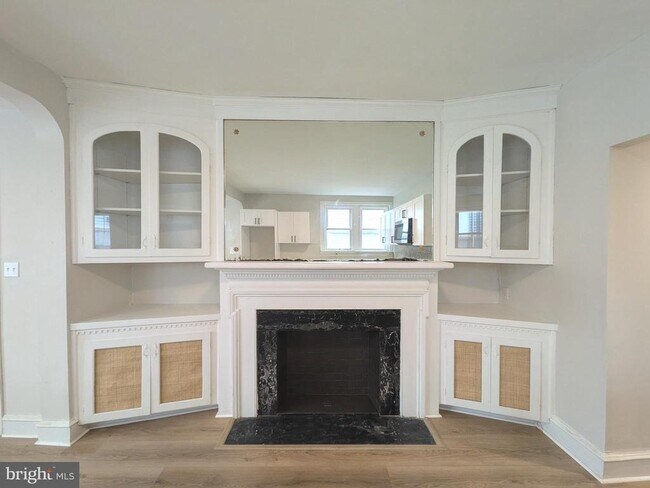 Building Photo - 5750 Rising Sun Ave