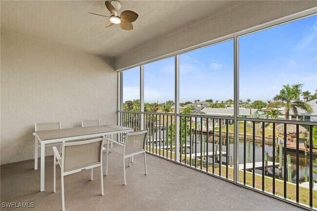 Building Photo - 5126 Coronado Pkwy