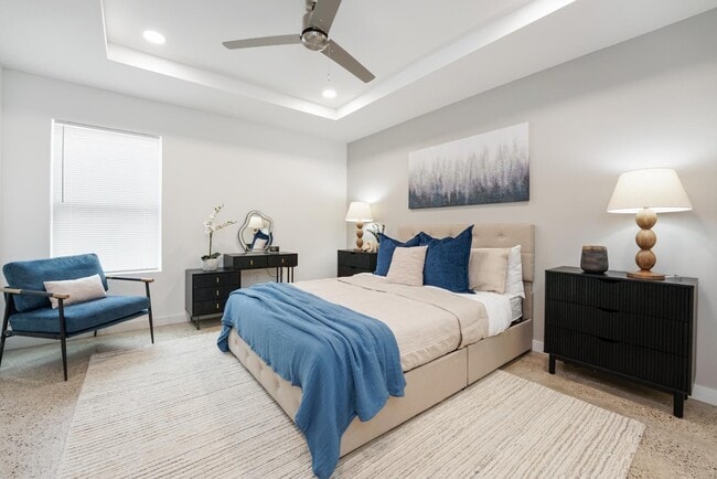 Building Photo - 704 Onyx Dr