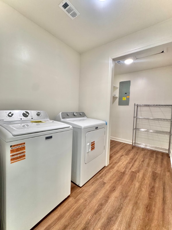 Building Photo - 992 Buck Egger Rd