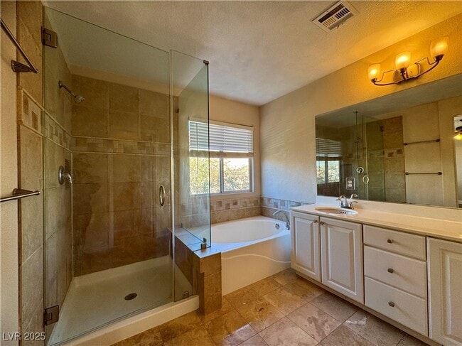 Building Photo - 9964 Canyon Peak Dr