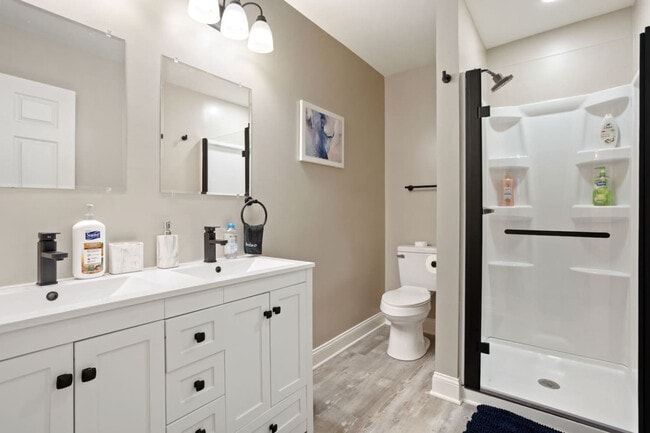 Building Photo - 1523 S East St