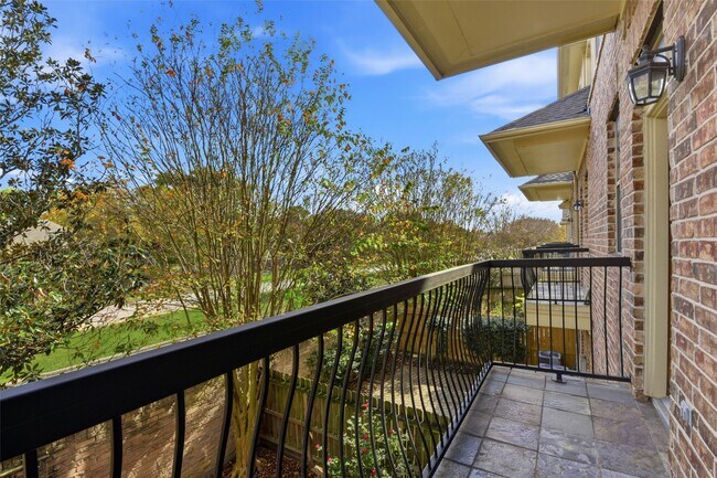 Building Photo - 7932 Stoneyway Dr