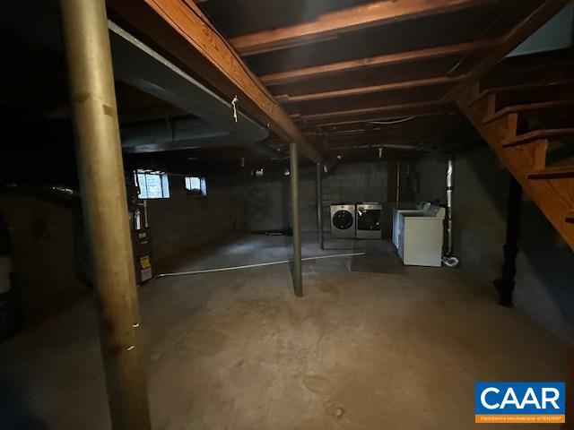 Building Photo - 1725 Yorktown Dr