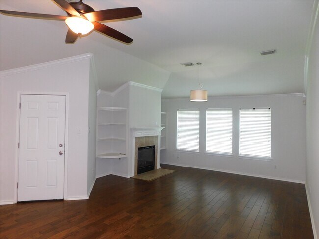Building Photo - 3334 Pebble Beach Ln