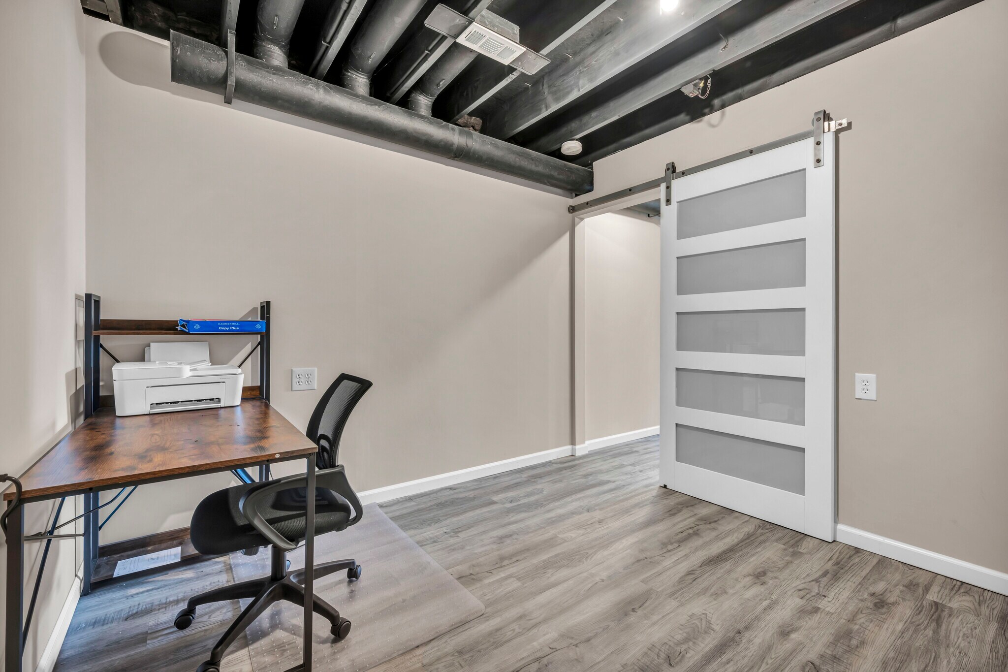 Building Photo - 1117 Kadas Ln