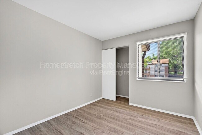 Building Photo - 1536 Springlet Ct