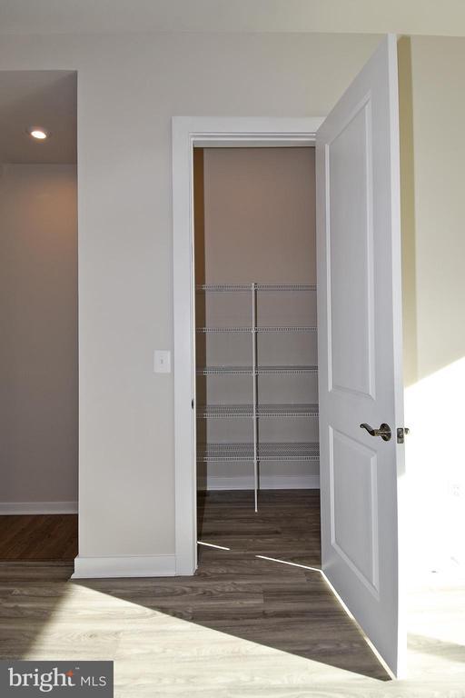 Building Photo - 1767 Hickory Wds Rd