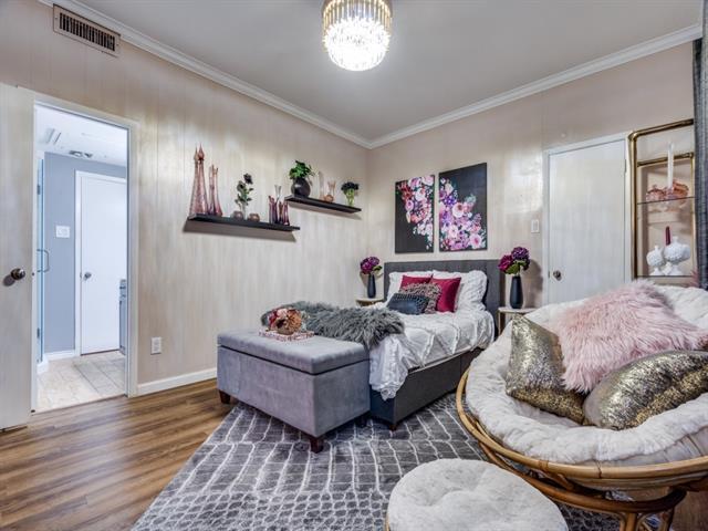 Building Photo - 6011 E University Blvd