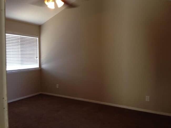 Building Photo - 5455 N Marty Ave