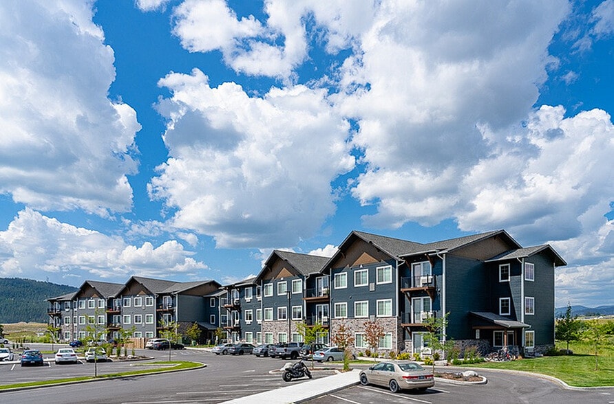 Building Photo - The Meridian Apartments