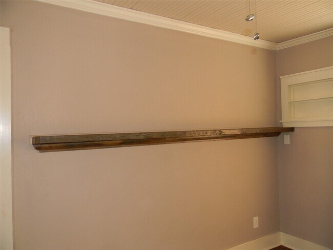 Building Photo - 2423 Avenue L