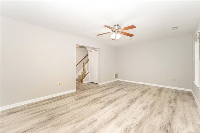 Building Photo - Ballenger Creek Area for Lease