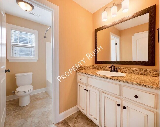 Building Photo - 7986 Burgundy Cir
