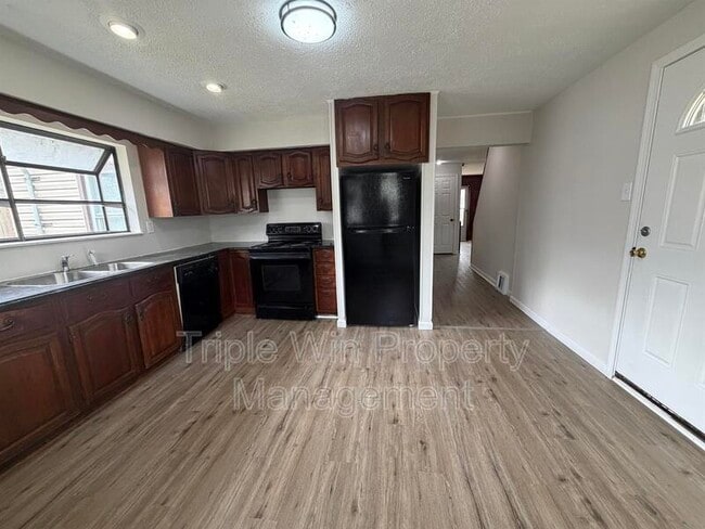 Building Photo - 10508 Druid Dr