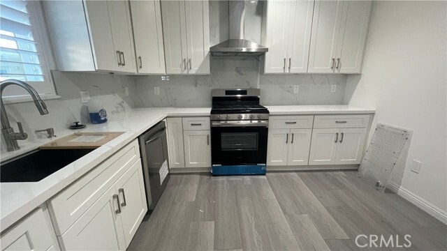 Building Photo - 3662 Vineland Ave