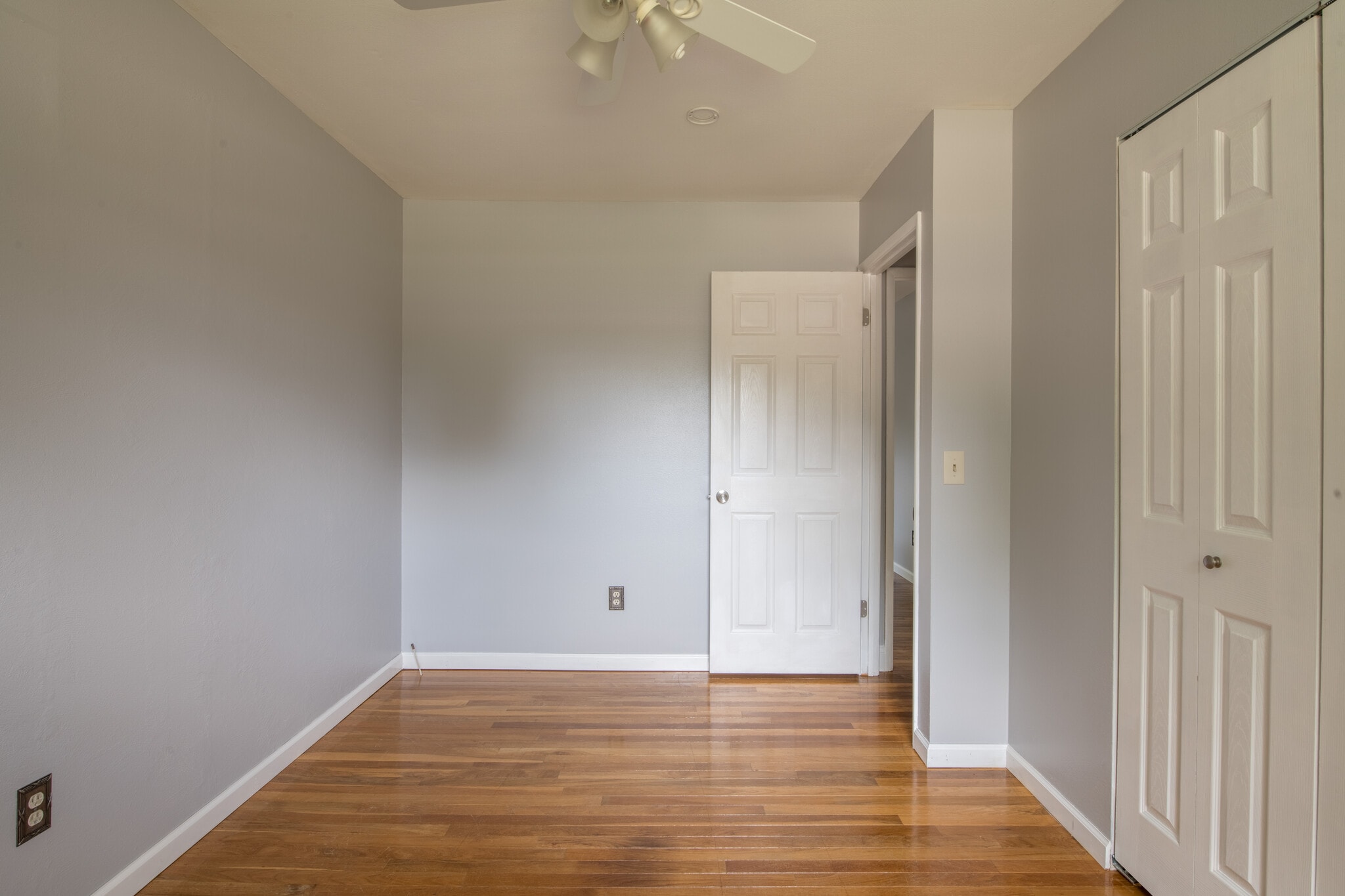 Building Photo - 1449 Coachway Ln