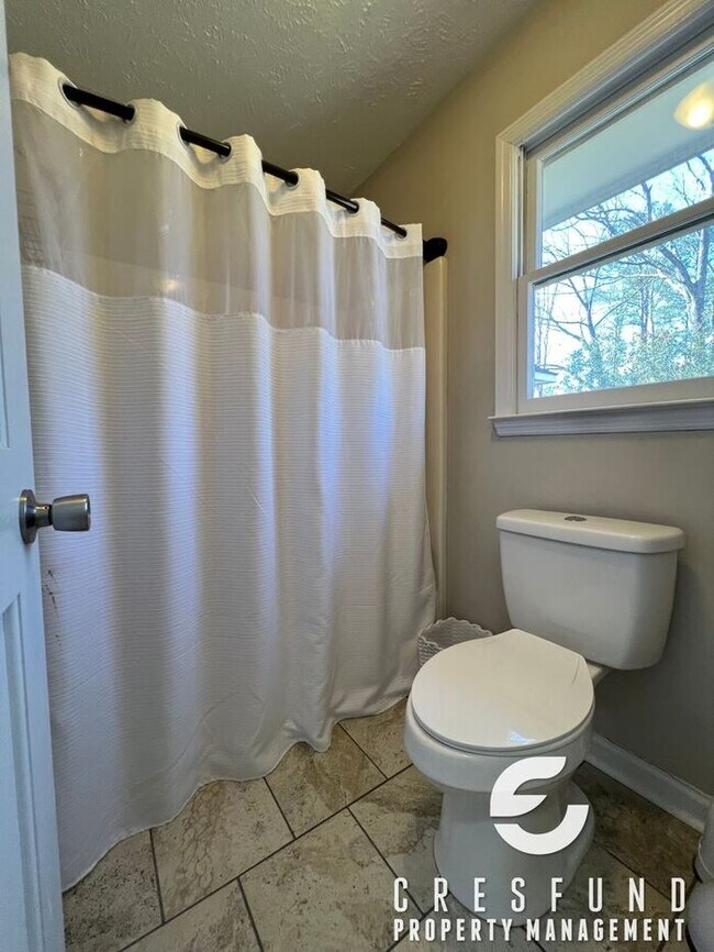 Building Photo - Bright, Easy-Living Home You’ll Love - READY FOR YOUR MOVE IN TODAY!