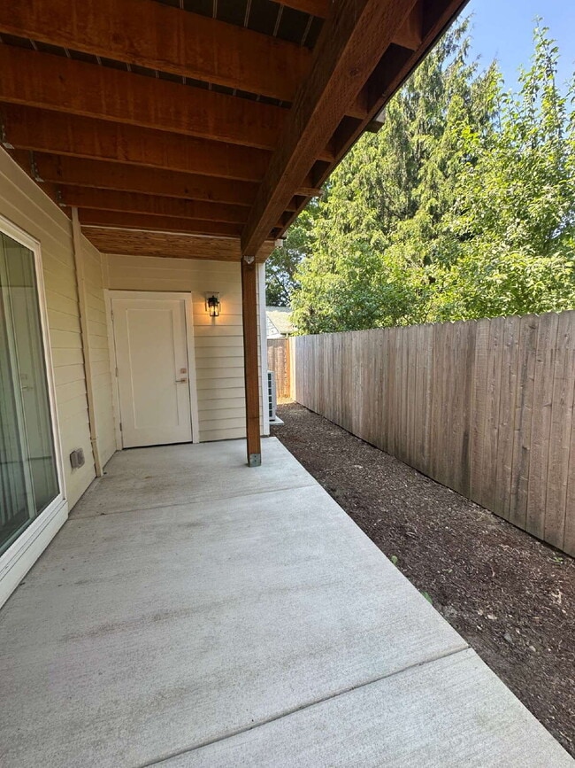 Building Photo - Beautiful 2023-construction, St. Johns Hom...