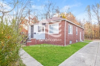 Building Photo - 12901 Kadel Ave