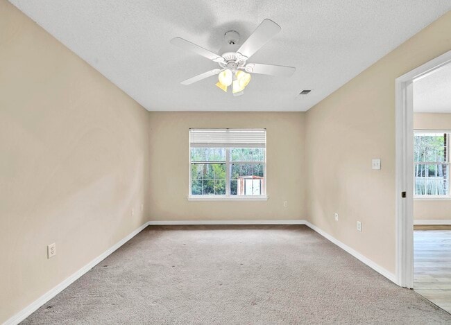 Building Photo - 9750 Parker Lake Cir