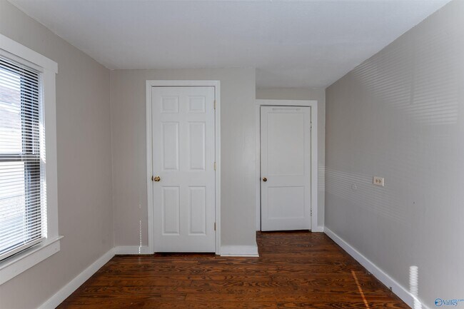 Building Photo - 1421 Rison Ave NE