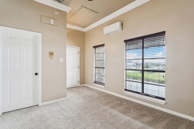 Building Photo - 127 LA-22