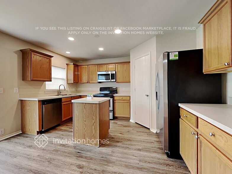 Building Photo - 1804 White Feather Ln