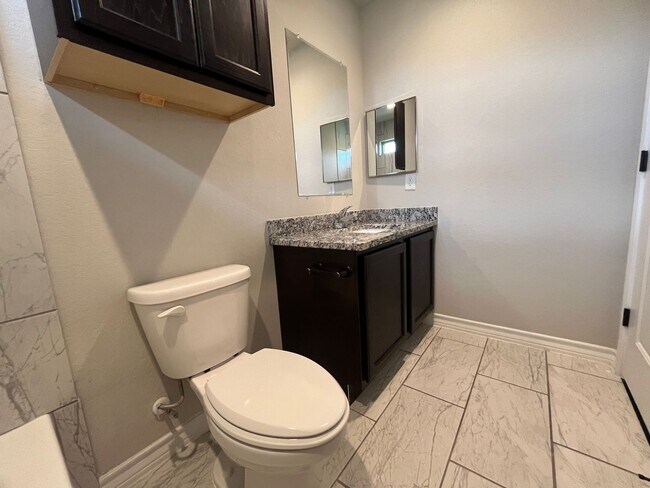 Building Photo - 6310 Luglio Ln