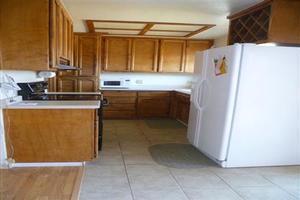 Building Photo - Lake California Home