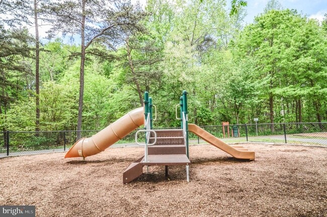 Building Photo - 6242 Levi Ct